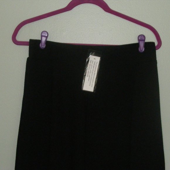 Black Flowy Skirt - Picture 2 of 6